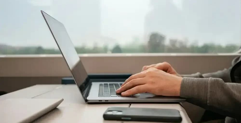 آغاز نیم‌سال نخست تحصیلی سال ۱۴۰۵-۱۴۰۶ و شیوه برگزاری کلاس‌ها